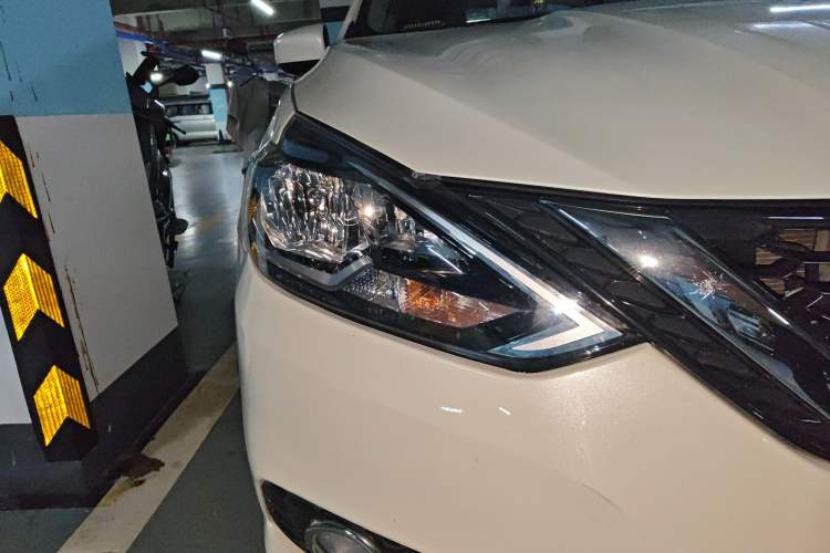 Used Nissan Sylphy 2021 Classic 1.6XL CVT Luxury Edition Right Front Headlight