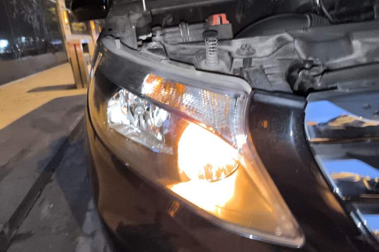 Used Mercedes-Benz Vito 2016 2.0T Business Edition Right Front Headlight