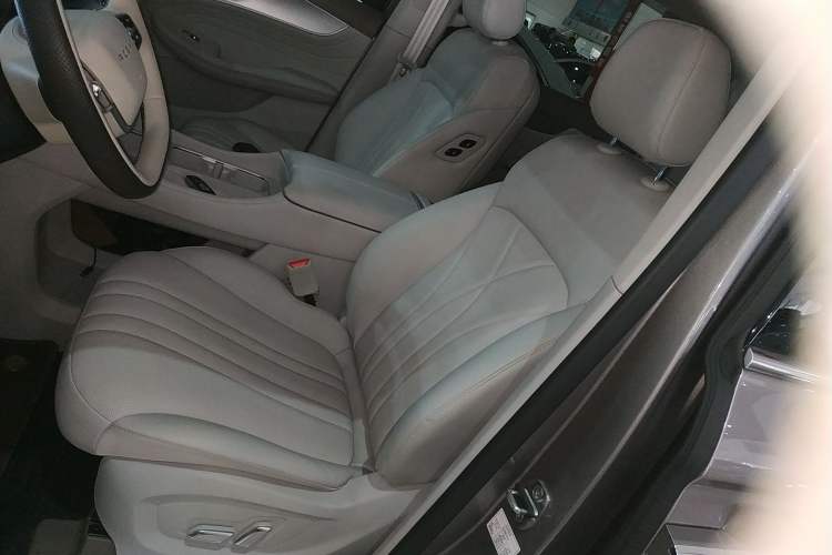 Used Roewe iMAX8 New Energy 2025 1.5T DMH Lu Zun Deluxe Edition