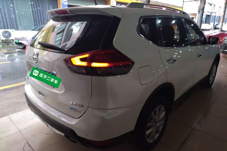 Used Nissan X-Trail 2017 2.0L CVT Fashion Edition 2WD