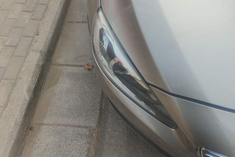 Used Volvo V60 2014 Facelift T5 Zhiyi Edition
