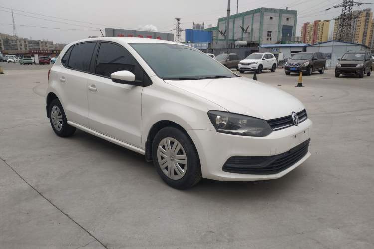 Used Volkswagen Polo 2016 1.4L Manual Fashion Model