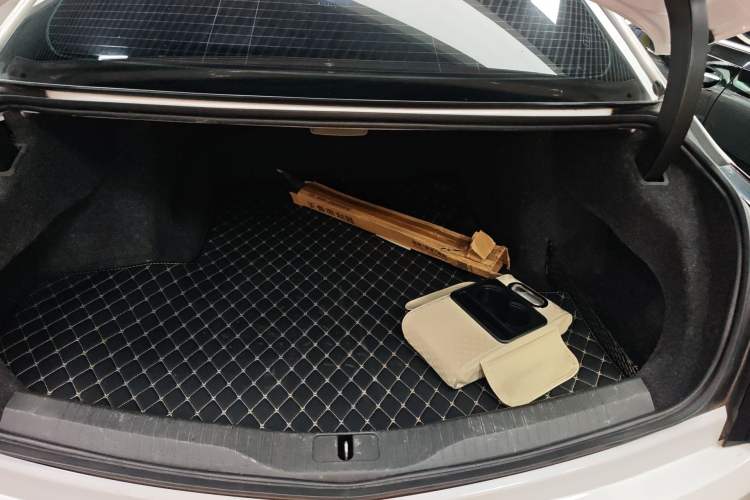 Used Cadillac CT6 2020 28T Fashion Edition Trunk