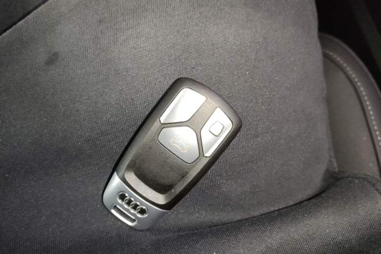 Used Audi A4L 2020 40 TFSI Luxury Dynamic Model
