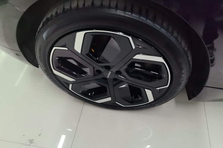 Used Zeekr 001 2021 Ultra-Long Range Dual-Motor YOU Version