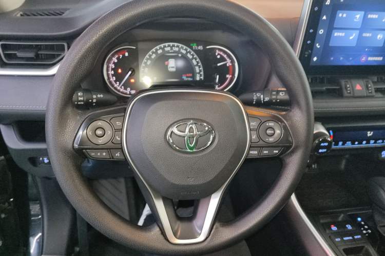 Used Toyota RAV4 2022 2.0L CVT Two-Wheel Drive Fashion Edition