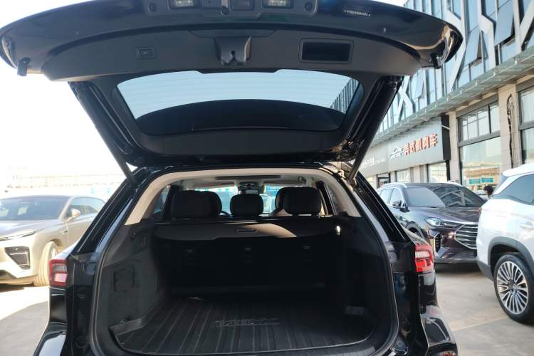 Used EXEED Lingyun 2025 300T Two-Wheel Drive Starry Edition Trunk