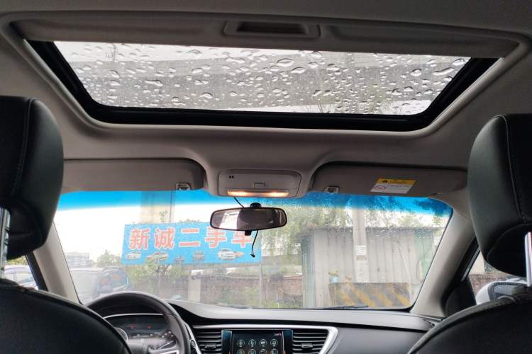 Used Buick GT 2016 15N Automatic Luxury Edition Headliner