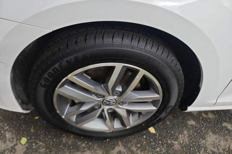 Used Volkswagen Golf 2017 230TSI Automatic Luxury Million-Vehicle Commemorative Edition
