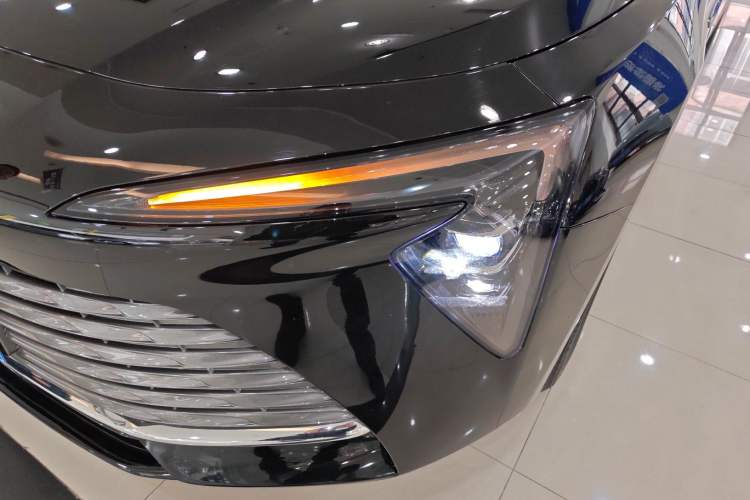 Used Buick LaCrosse 2024 28T Luxury Edition