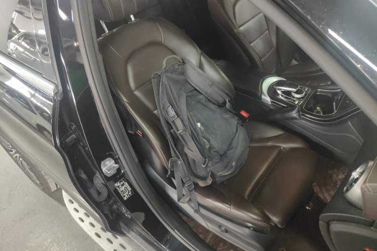 Used Mercedes-Benz GLC 2019 GLC 260 4MATIC Dynamic Edition Right Front Seat