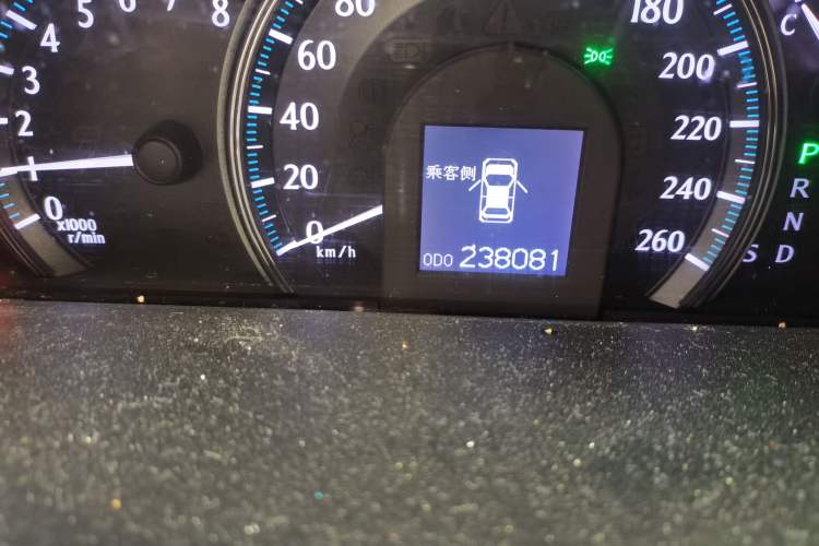 Used Toyota Crown 2012 2.5L Royal Leather Edition
