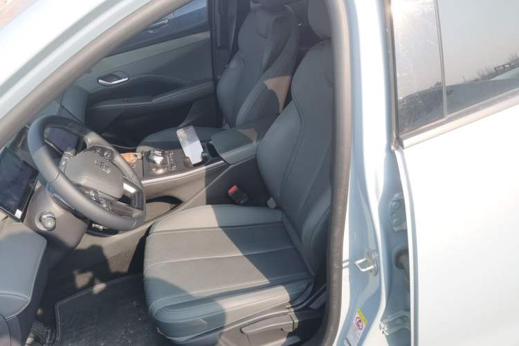 Used BYD Qin PLUS 2025 EV Smart Drive Edition 420KM Leading Model Left Front Seat