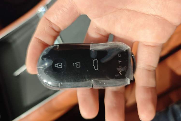 Used Hima AITO M5 2025 Extended-Range Ultra Rear-Wheel-Drive Version Vehicle Key