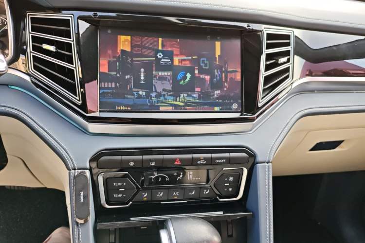 Used Zotye Domy X7 2017 1.8T DCT Prestige Model
