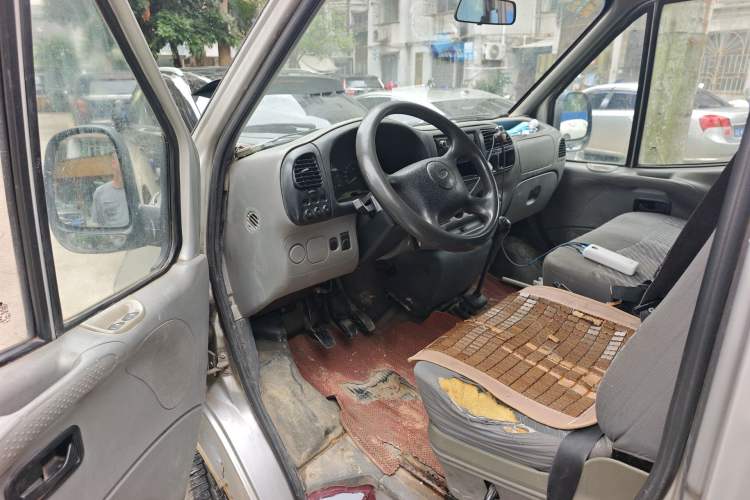 Used Ford Classic Transit 2013 2.8T Facelifted Diesel Van - Short Wheelbase Mid-Roof Model JX493ZLQ4
