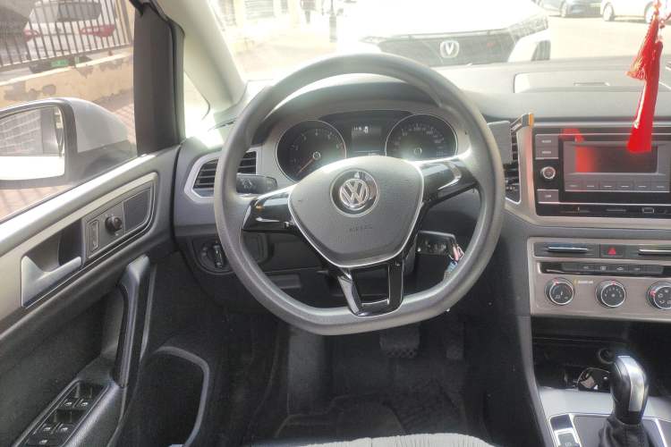 Used Volkswagen Golf Sportsvan 2018 1.6L Automatic Comfort Model