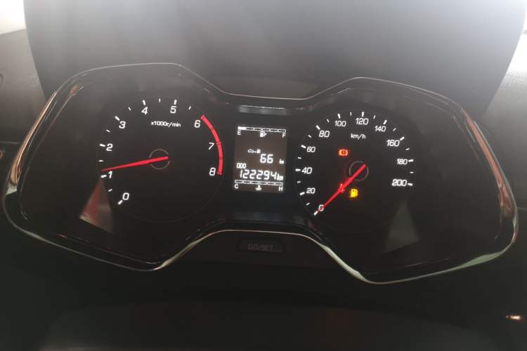 Used Baojun 310 2016 1.2L Manual Luxury Model