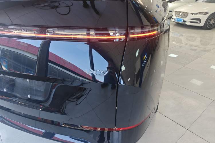 Used XPeng X9 2025 740 Ultra-Long Range Max