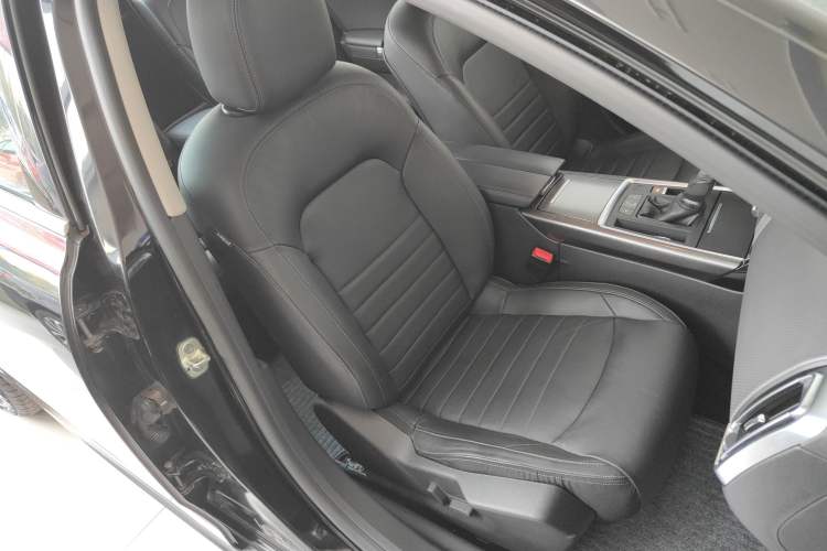 Used Citroen C6 2017 Revised Version 380THP Luxury Edition
