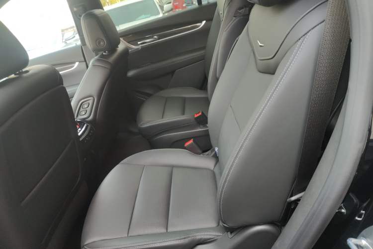 Used Cadillac XT6 2022 2.0T Six-Seater Four-Wheel Drive Luxury Version