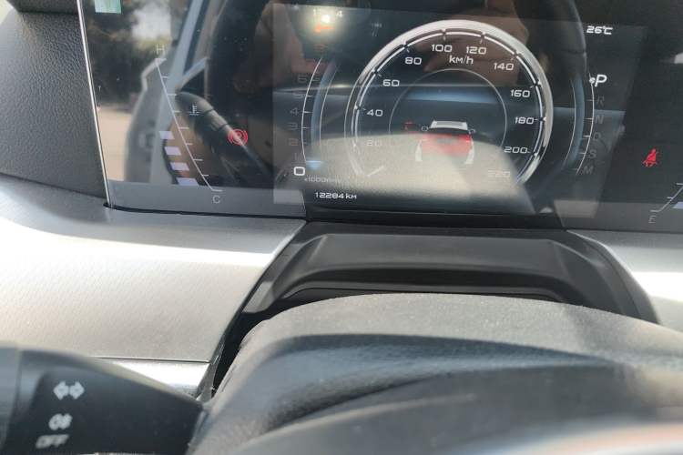 Used Bestune T77 2023 1.5T Automatic Luxury Model Odometer Close Up