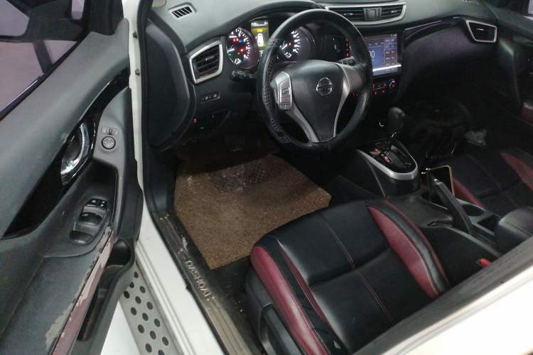 Used Nissan Qashqai 2016 2.0L CVT Elite Edition
