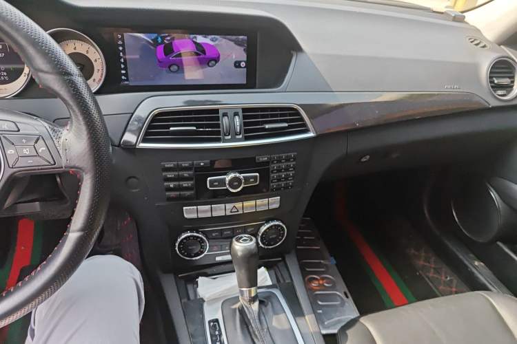 Used Mercedes-Benz C-Class 2013 C 260 CGI Fashion Model Audio And AC Panel