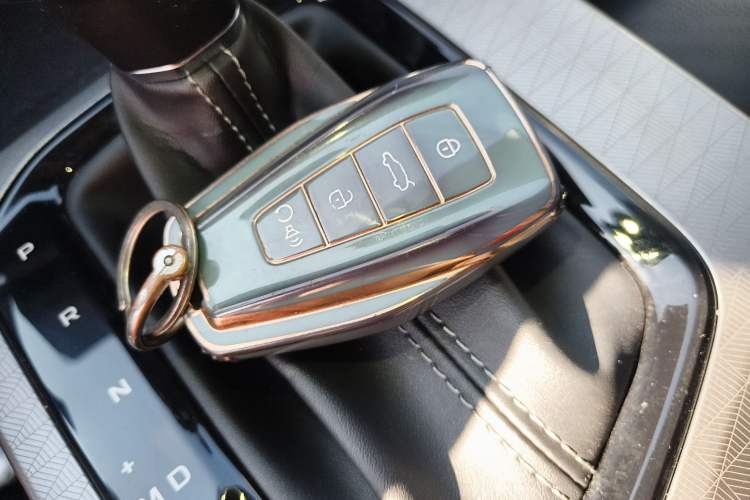 Used Geely Auto Emgrand 2022 4th Generation 1.5L CVT Luxury Model
