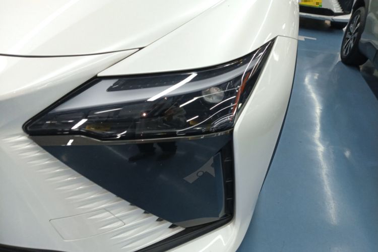 Used Lexus RZ 2023 450e All-Wheel Drive Luxury Edition Left Front Headlight