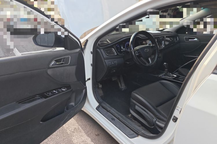 Used Hyundai Mistra 2014 1.8L Automatic Smart GLS Driver Seat