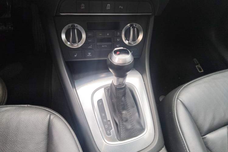 Used Audi Q3 2013 35 TFSI Comfort Model
