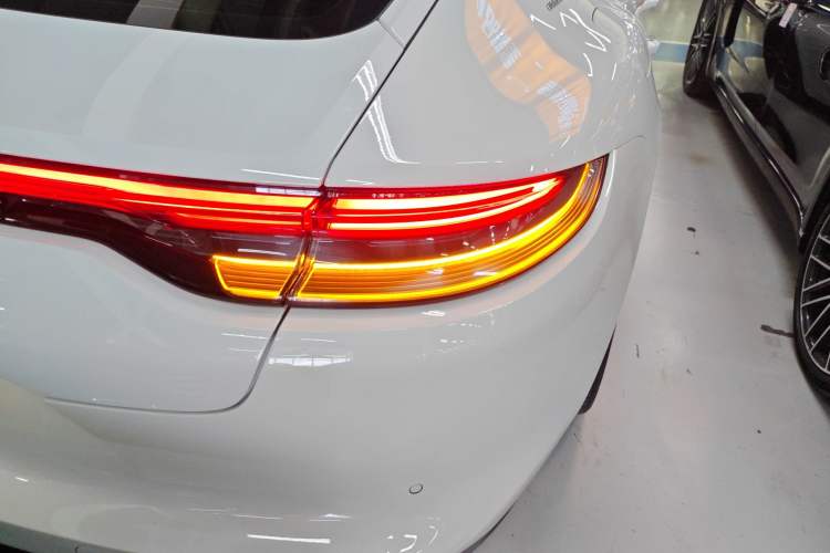 Used Porsche Panamera 2021 Panamera Executive Long Wheelbase 2.9T Right Rear Taillight