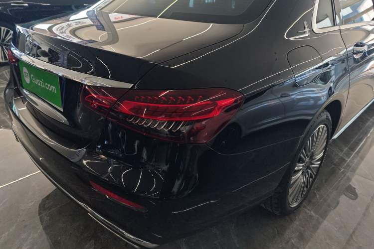 Used Mercedes-Benz E-Class 2023 Updated E 300 L Fashion Edition
