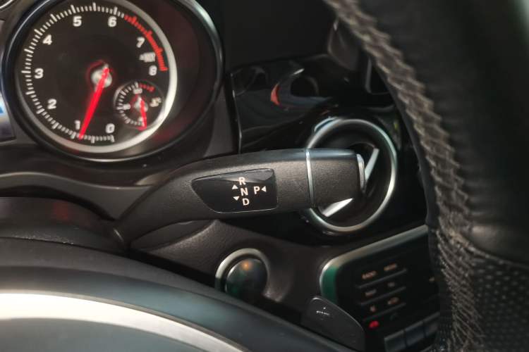 Used Mercedes-Benz GLA 2017 GLA 200 Sport Edition Gear Lever