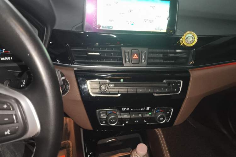 Used BMW X1 2016 xDrive20Li Luxury Model
