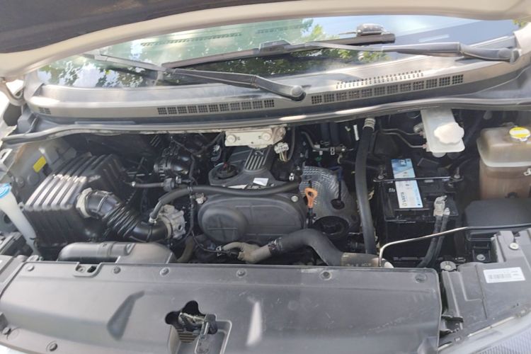 Ojetý JAC Refine M4 2016 2.0L Manual Luxury Version