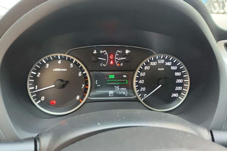 Used Nissan Sylphy 2019 1.6XV CVT Smart Connect Luxury Edition China VI Standard Instrument Cluster