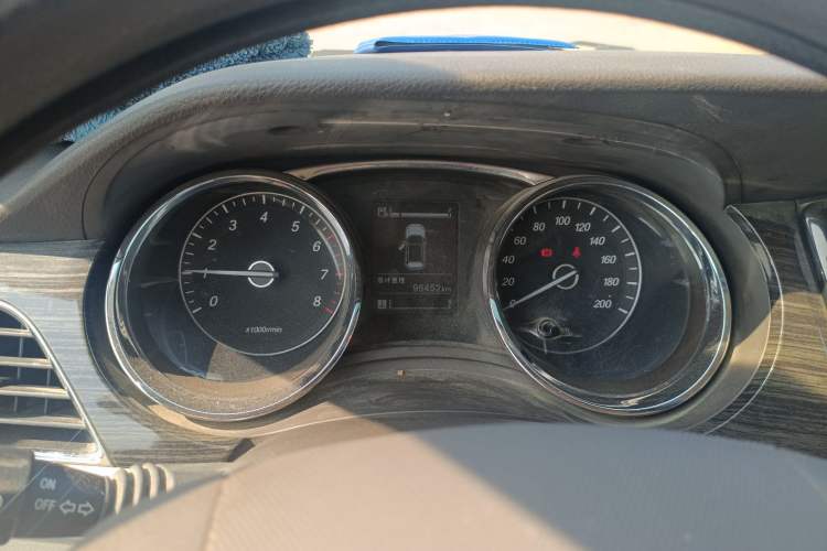 Used Baojun 730 2016 1.5L Manual Comfort Version 7 Seats China V Emission Standard