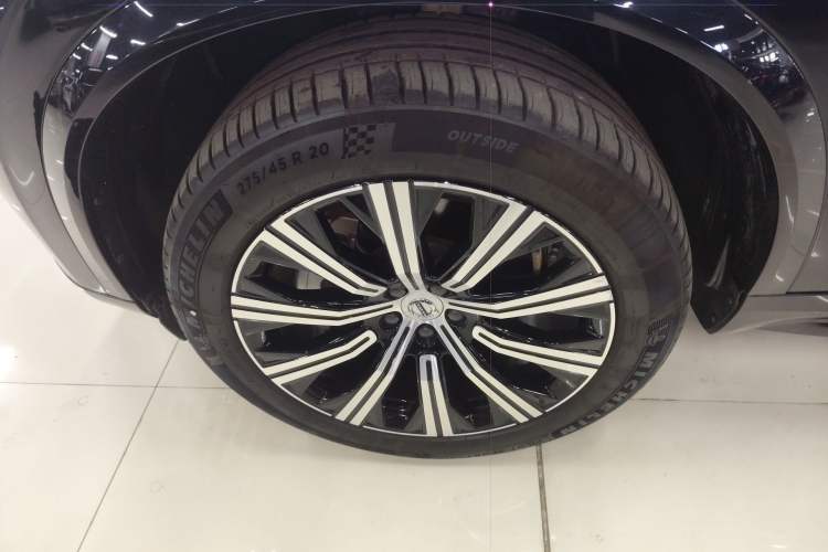 Used Volvo XC90 2024 B5 SmartDrive Luxury Edition 7-Seater
