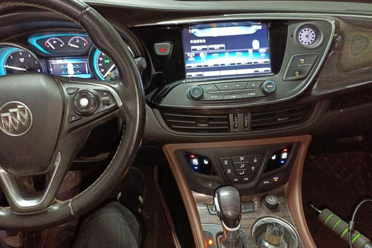 Used Buick Envision 2017 20T Two-Wheel Drive Elite Version Audio And AC Panel