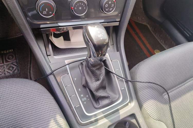 Used Volkswagen Golf 2019 1.6L Automatic Comfort Model China V Standard