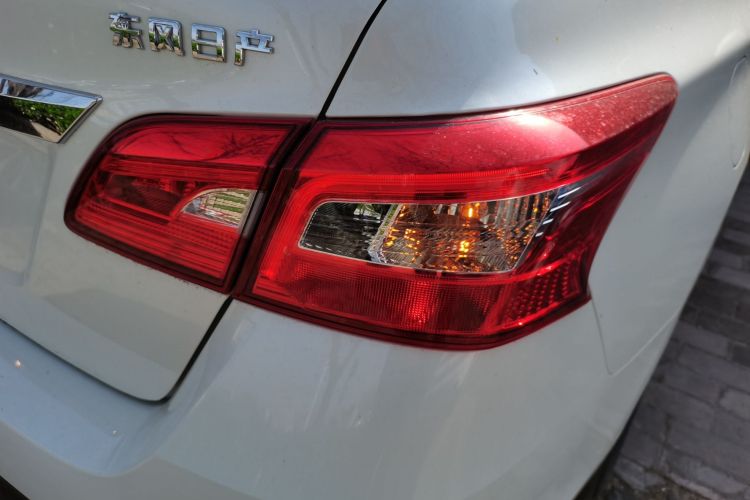 Used Nissan Sylphy 2026 Classic 1.6L CVT Peace of Mind Edition Exterior 3