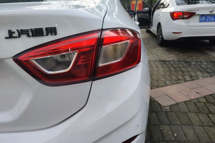 Used Chevrolet Cruze 2018 Redline 320 Automatic Xuanfeng Urban Edition Right Rear Taillight