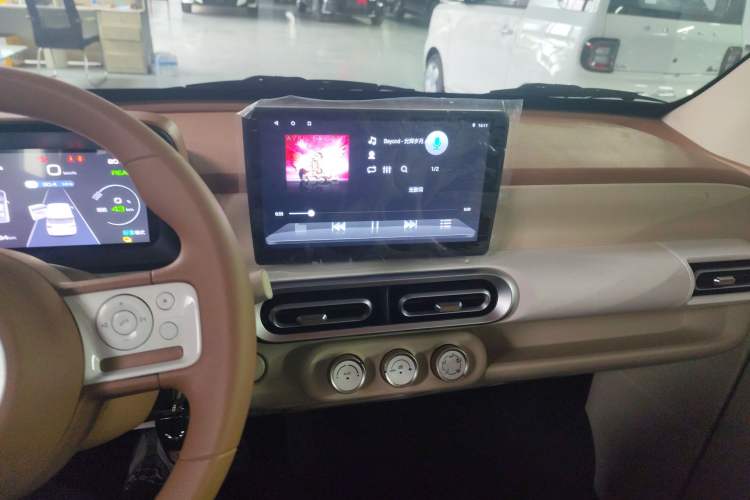 Used Wuling Hongguang MINIEV 2024 3rd Generation 215km Youth Edition
