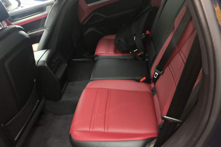 Used Porsche Cayenne E-Hybrid 2024 Cayenne E-Hybrid 2.0T