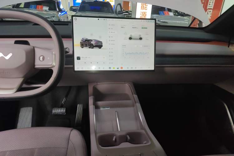 Used ONVO L60 2024 60 kWh Rear-Drive Version
