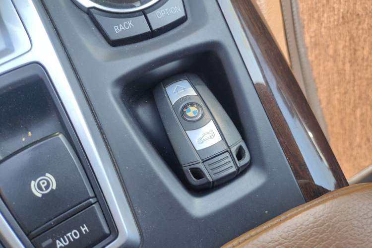 Used BMW X6 2014 xDrive35i Sport model
