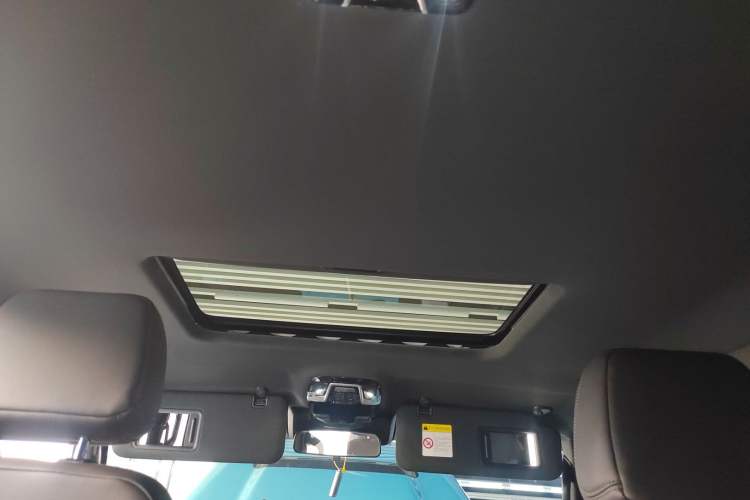 Used 212 T01 2025 2.0T Changfeng