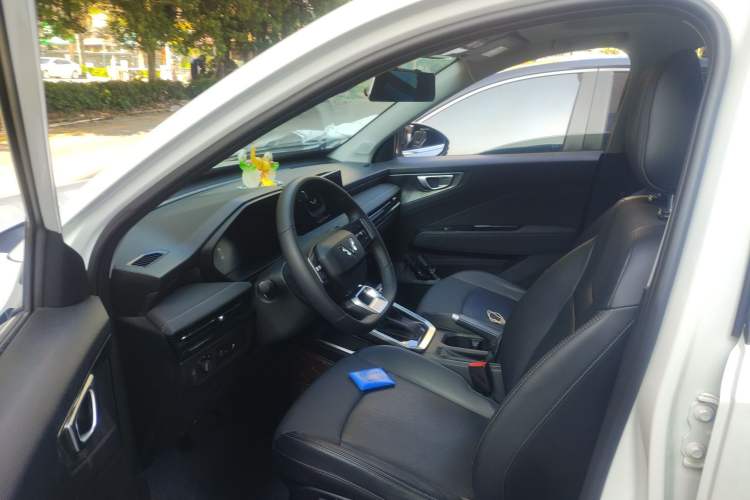 Used Wuling Alvez 2022 1.5L CVT Comfort Edition
